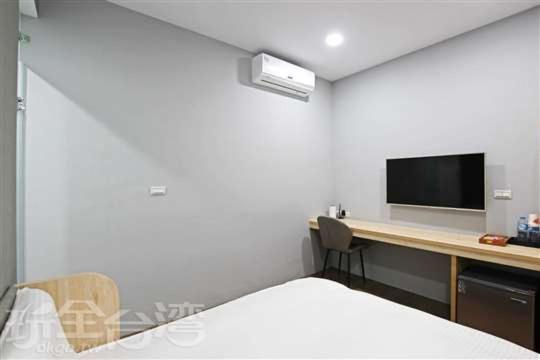 Ark Stay方舟文旅山嵐新館溜滑梯商務民宿 Jiji Esterno foto