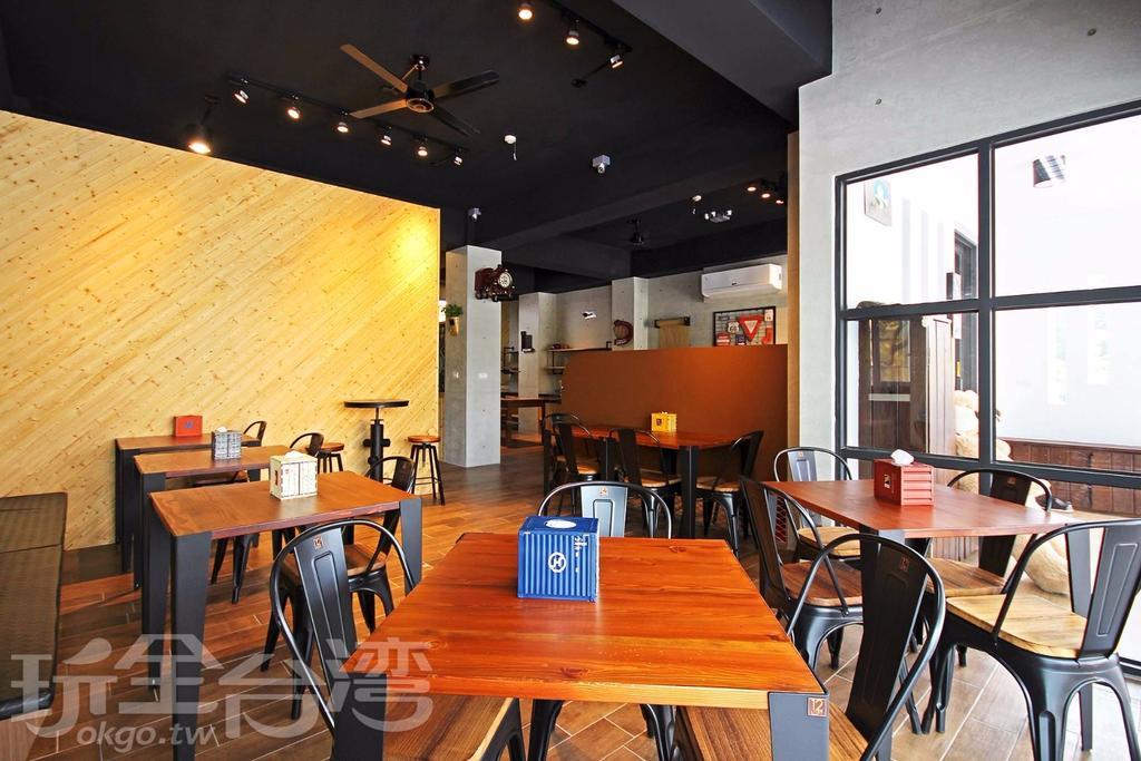 Ark Stay方舟文旅山嵐新館溜滑梯商務民宿 Jiji Esterno foto