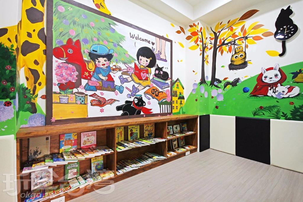 Ark Stay方舟文旅山嵐新館溜滑梯商務民宿 Jiji Esterno foto
